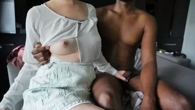 Негр вдул белокожей кореянке